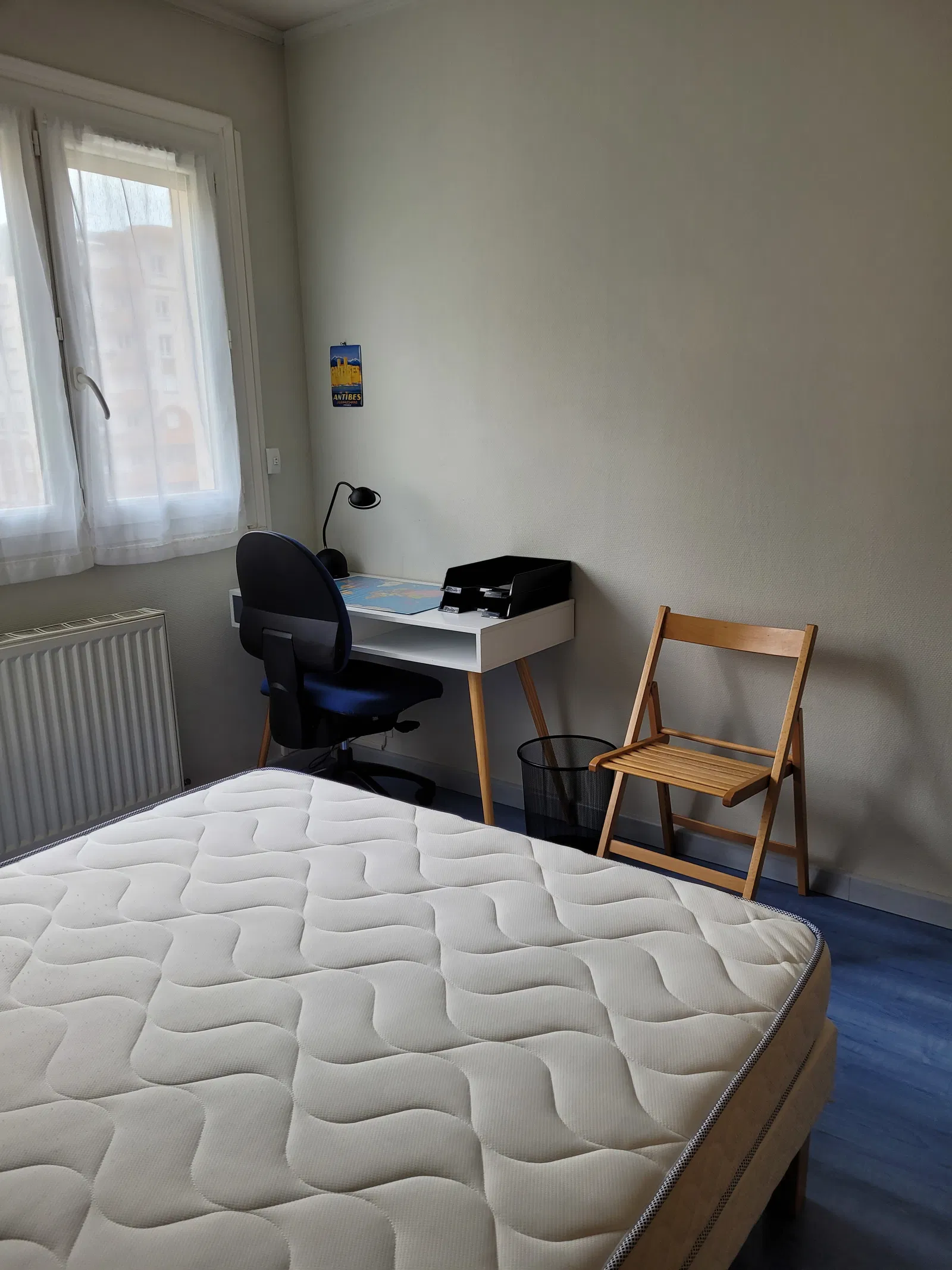 Chambre Rue du Docteur Louis Bergouignan à Évreux