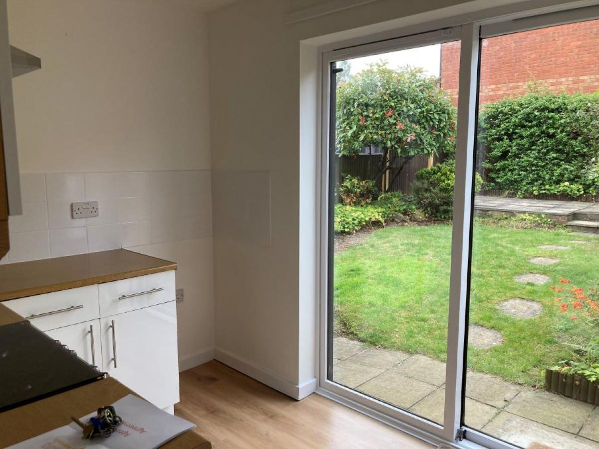House Ivybridge Close in Derby