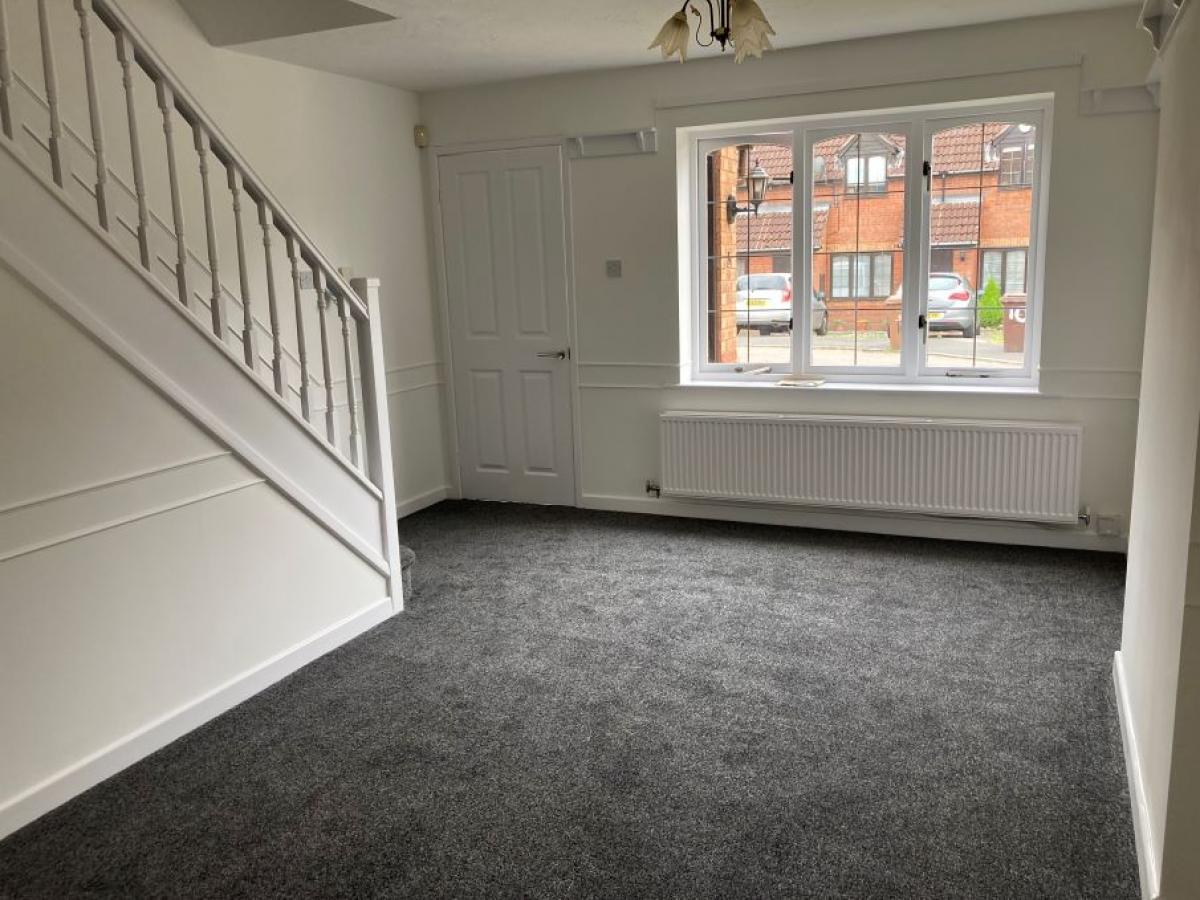 House Ivybridge Close in Derby