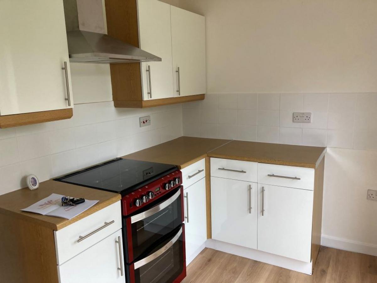 House Ivybridge Close in Derby