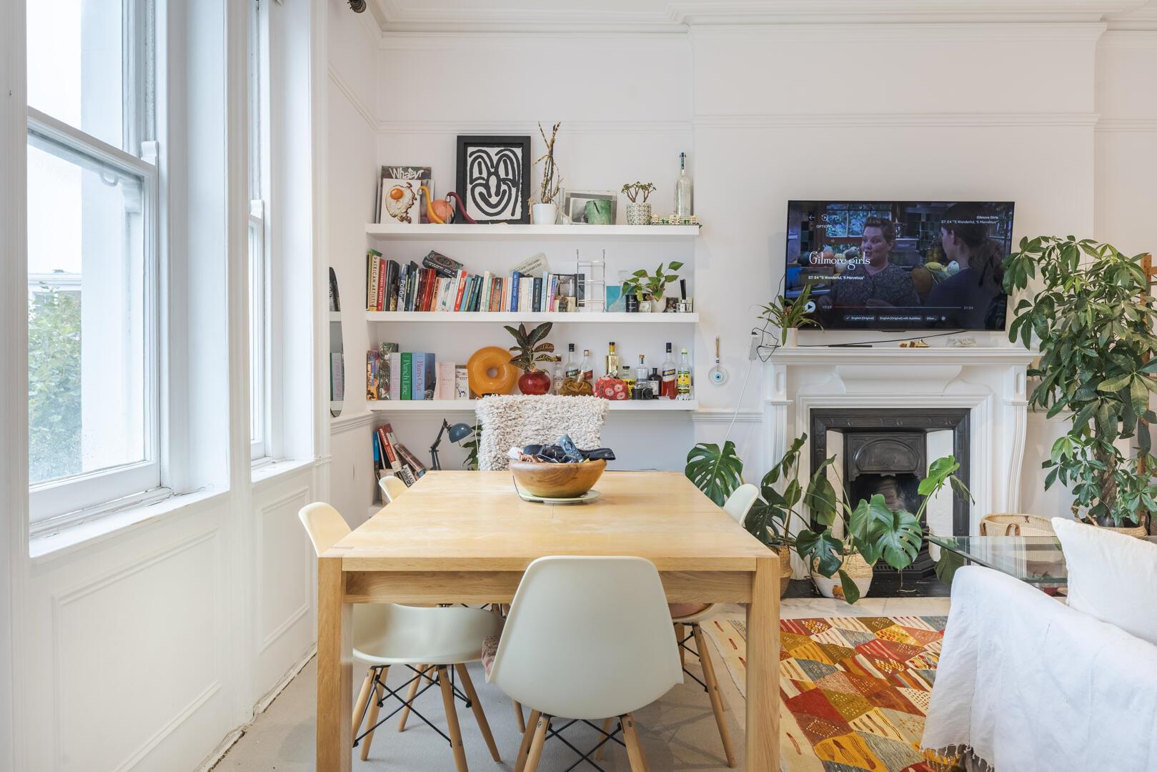 Flat Ladbroke Grove in Greater London