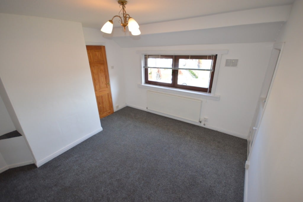 Flat Izatt Avenue in Dunfermline