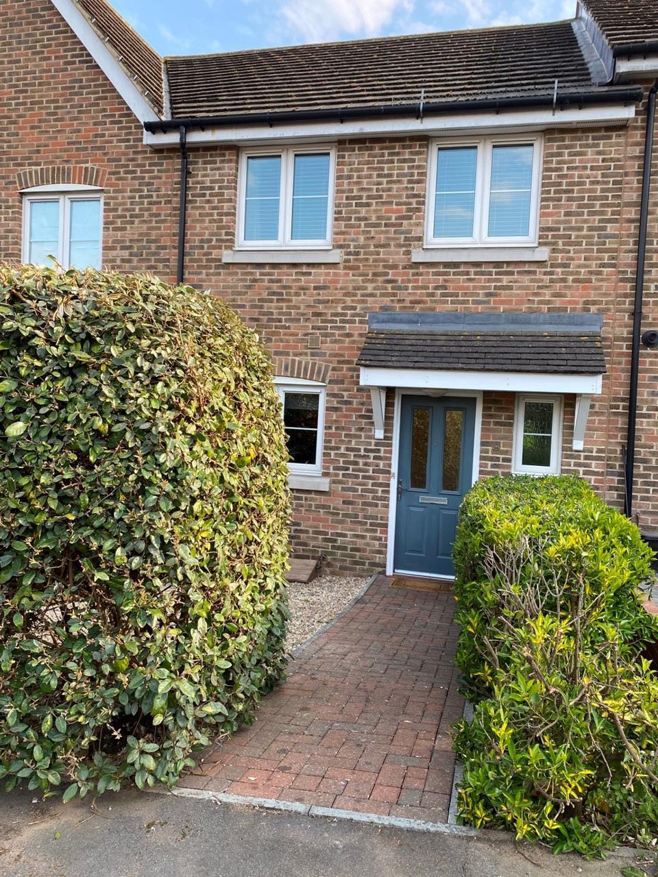 House Vaughan Close in Dartford