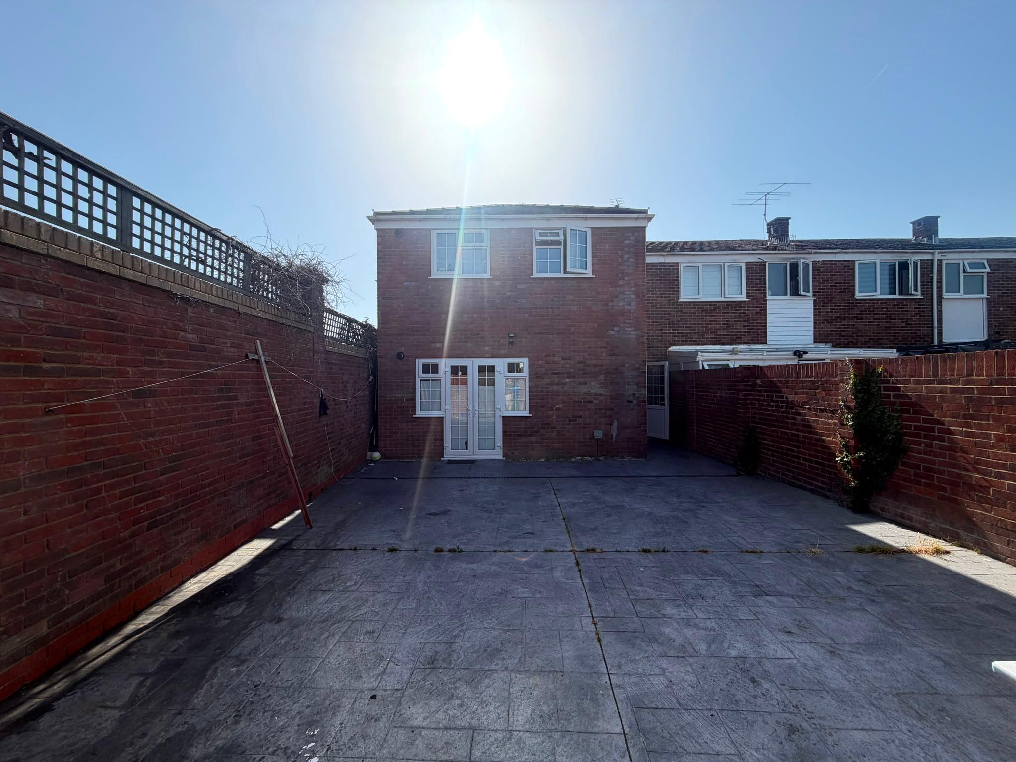 Flat Ash Lane in Windsor