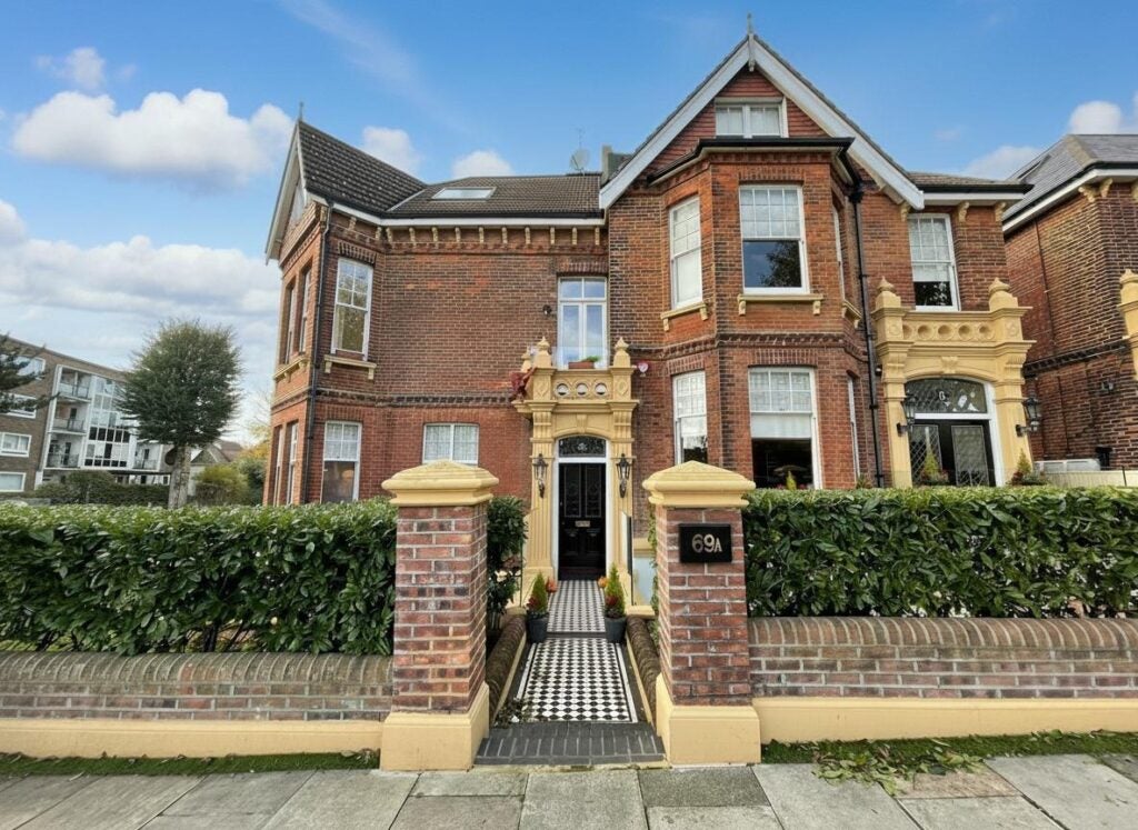 Flat Wilbury Avenue in Portslade by Sea