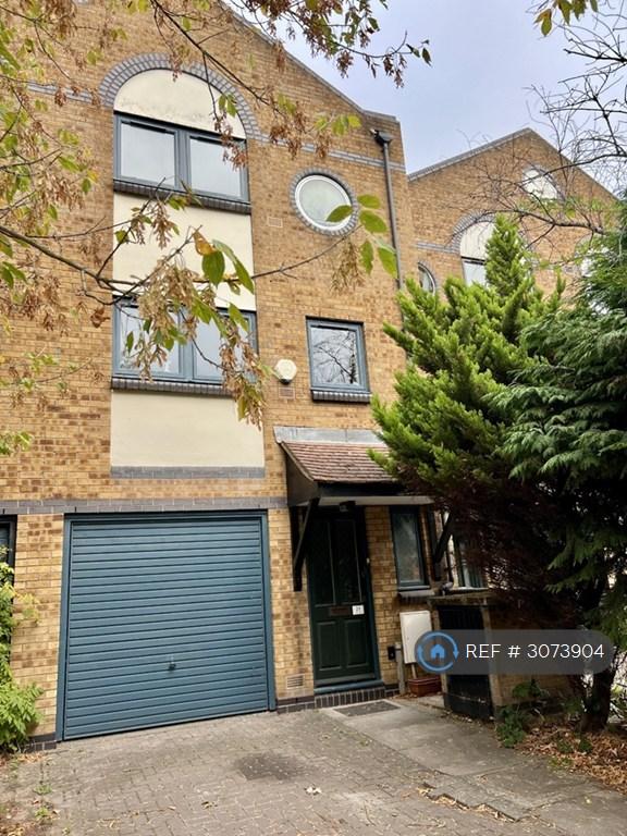 House Taeping Street in Greater London
