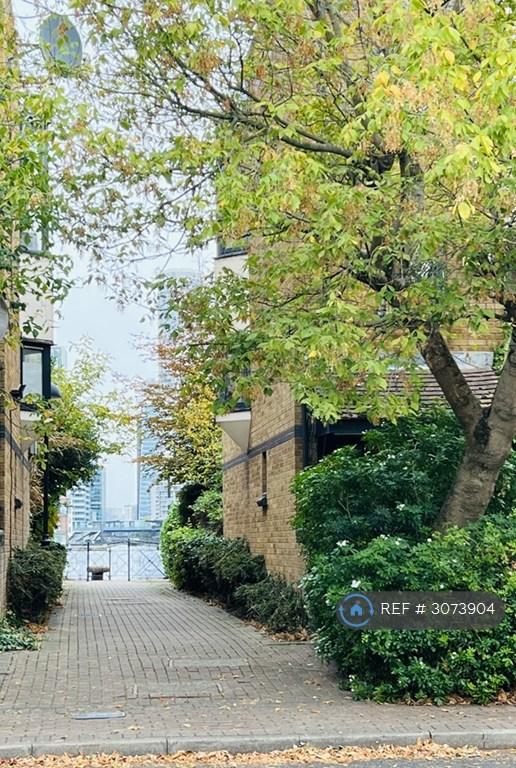 House Taeping Street in Greater London