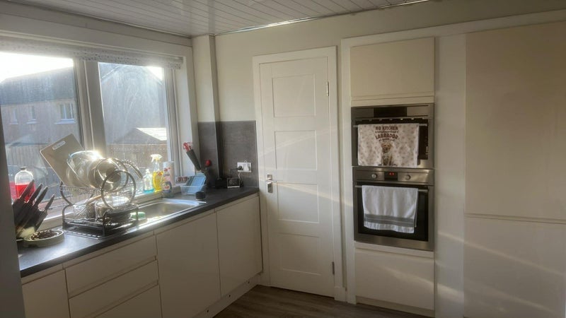 Room Burnsknowe in Livingston