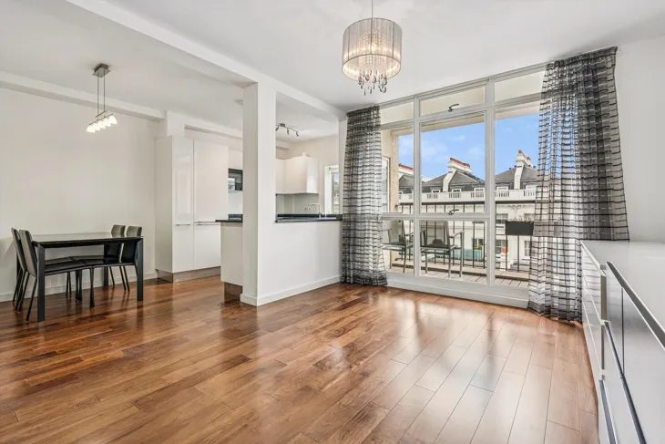 Flat Lancaster Gate in City of Westminster