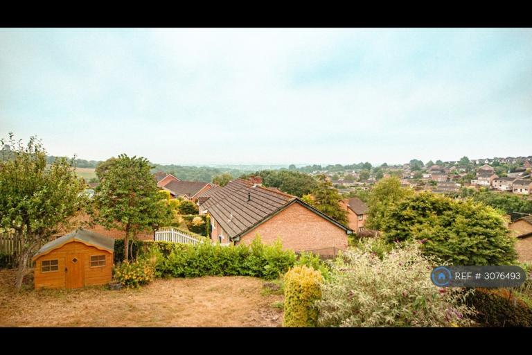 House Valley Park Close in Exeter