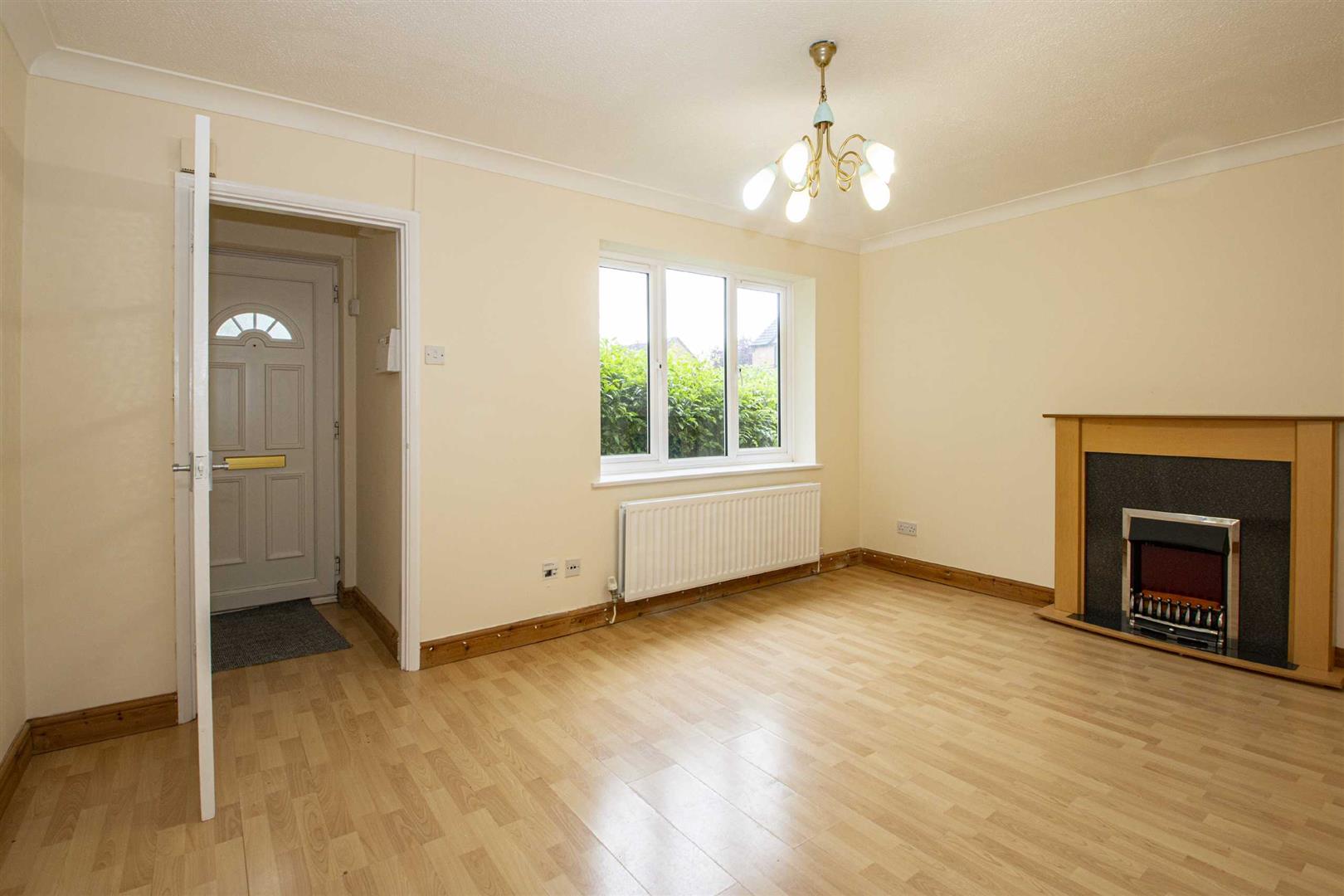 House Rillington Gardens in Shenley Brook End