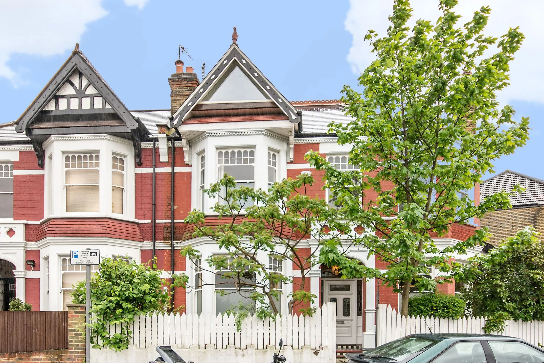 House Sellons Avenue in Greater London