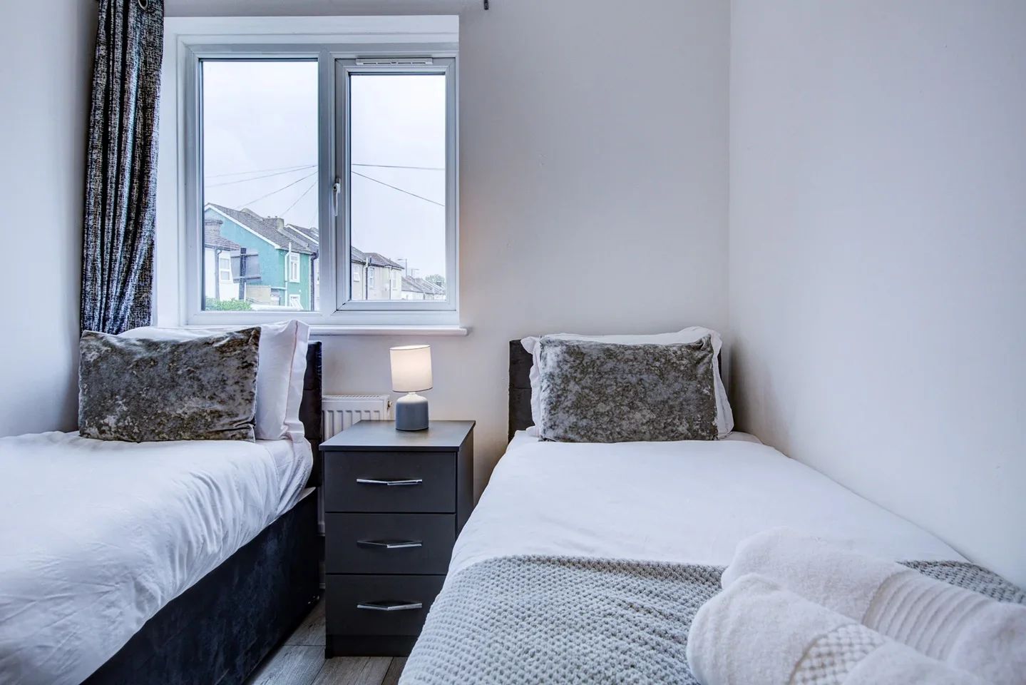 Flat Princess Road in Greater London