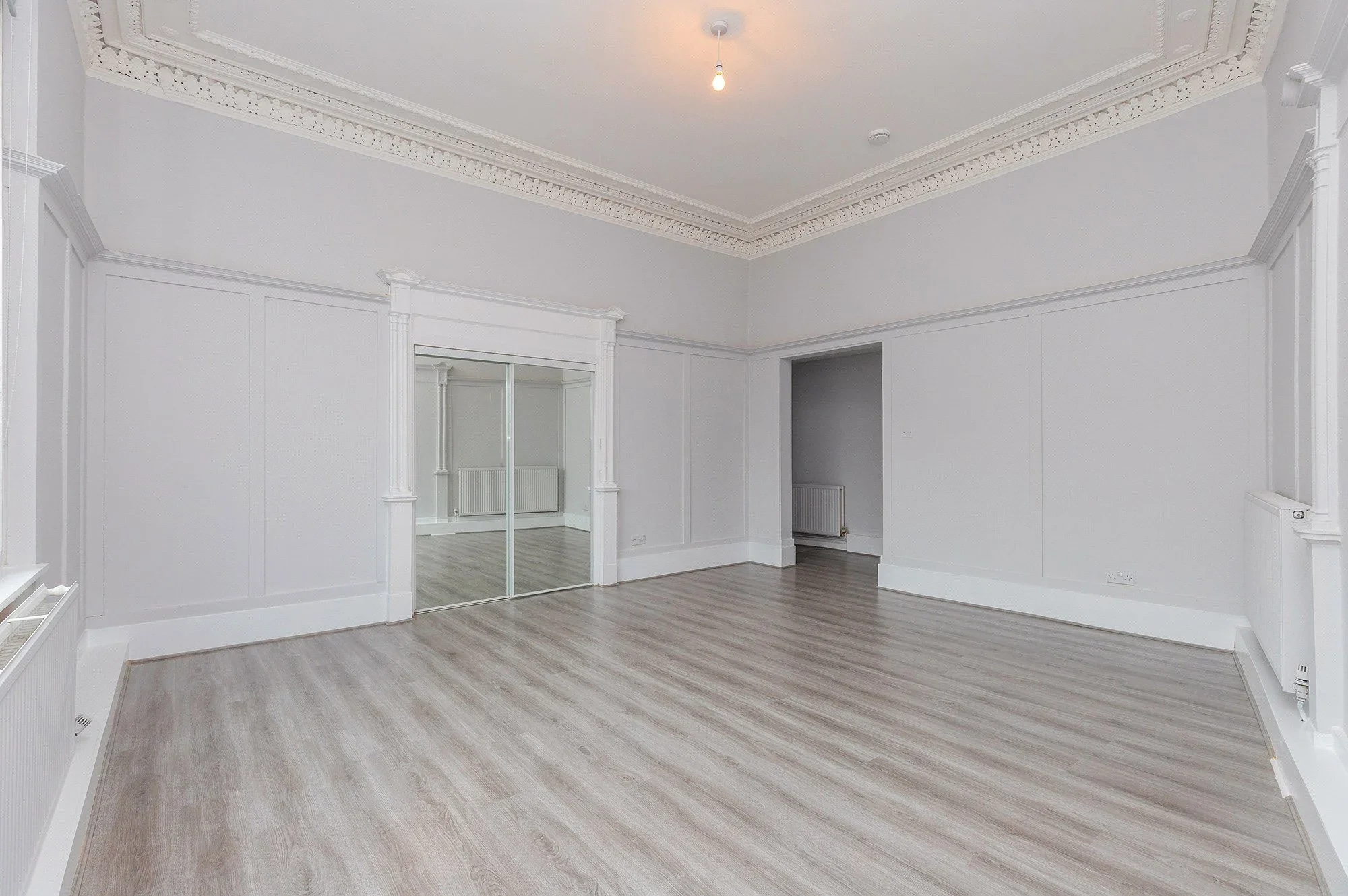 Flat Byres Road in Glasgow