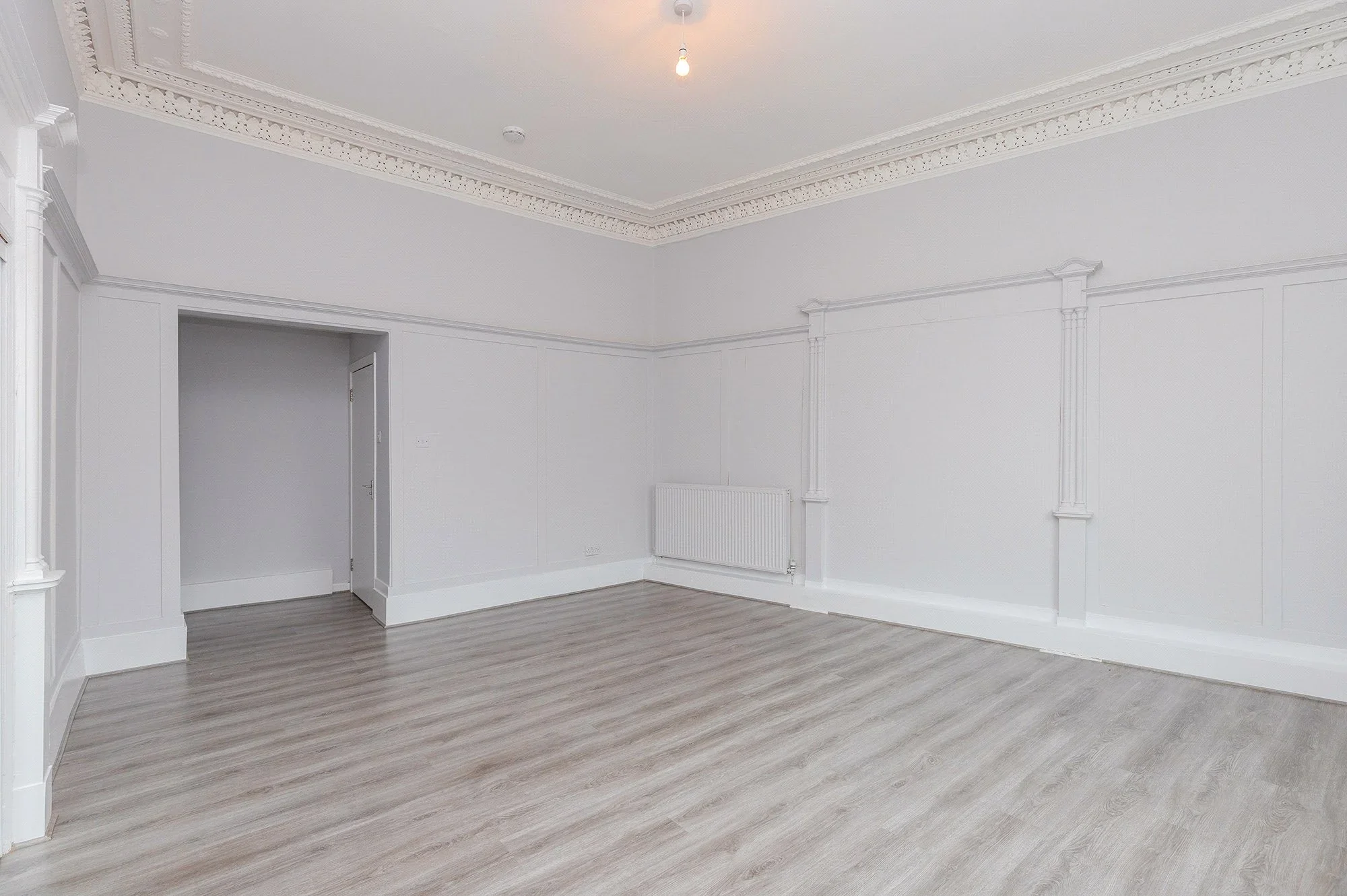 Flat Byres Road in Glasgow
