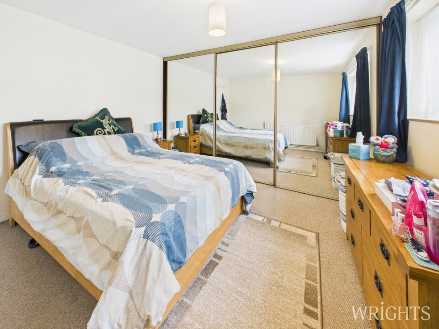 Flat Harwood Hill in Welwyn Hatfield