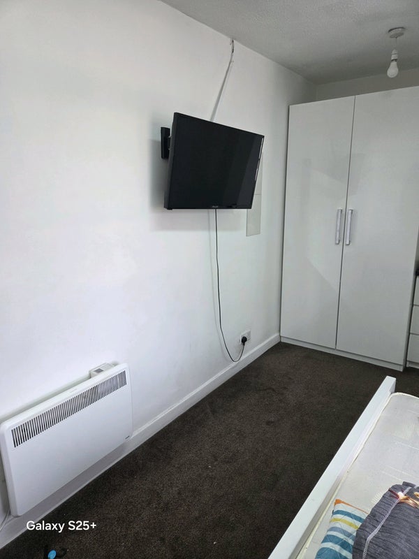 Room London Road in Sheffield