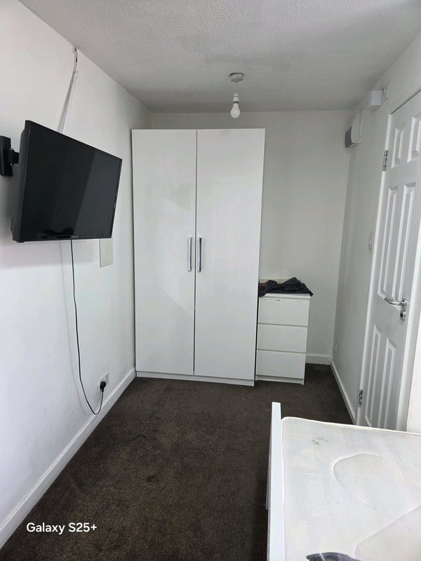 Room London Road in Sheffield