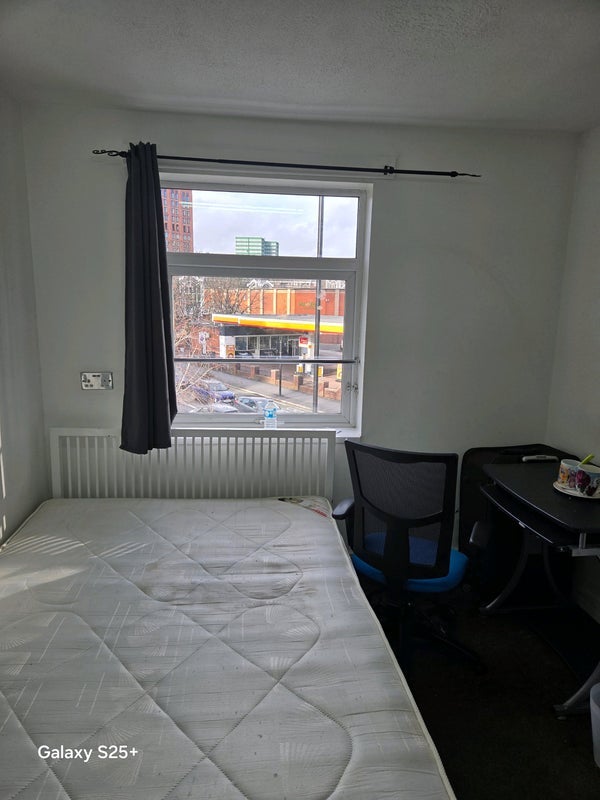 Room London Road in Sheffield