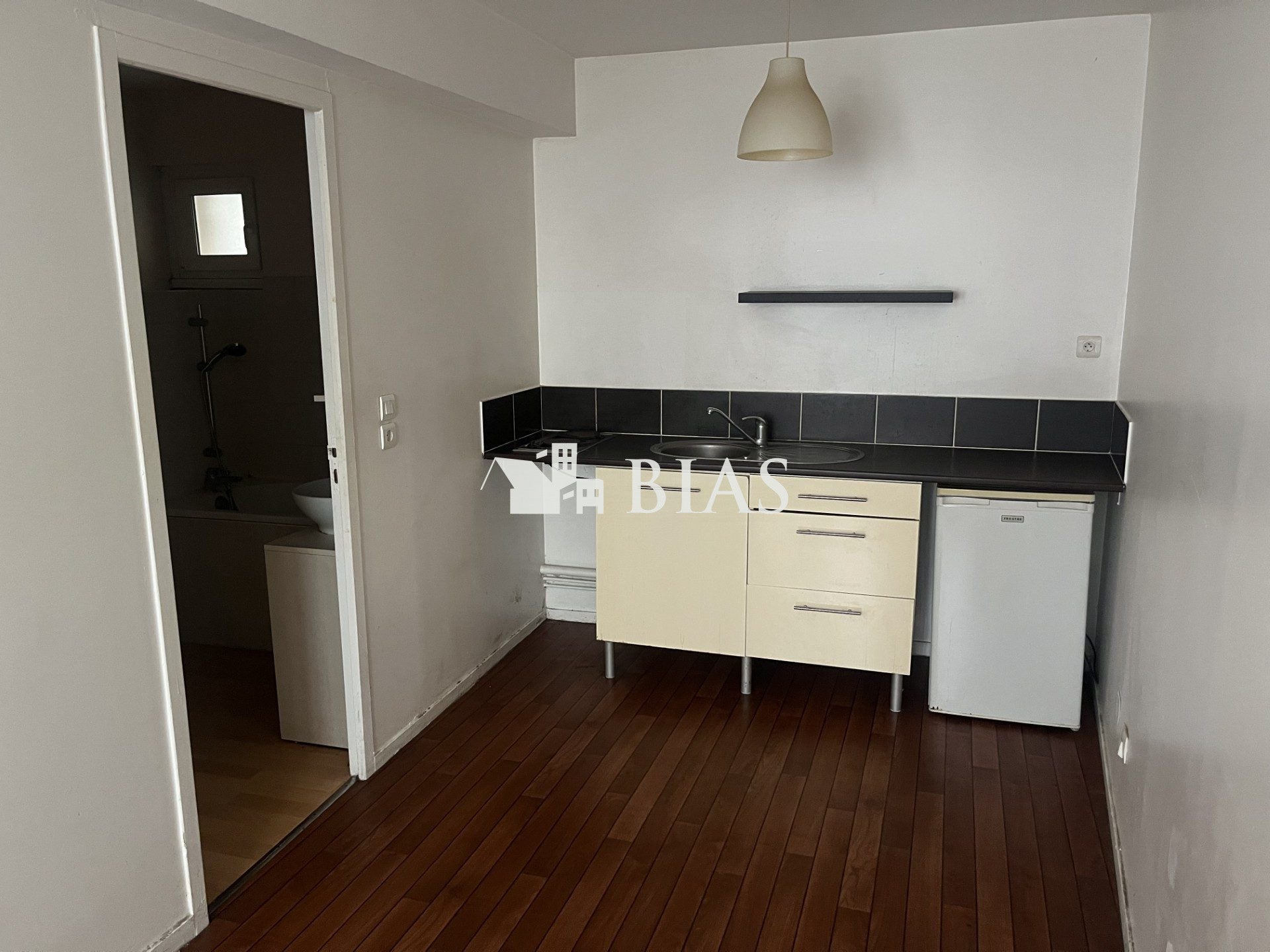 Flat Impasse Beauvoisine in Rouen