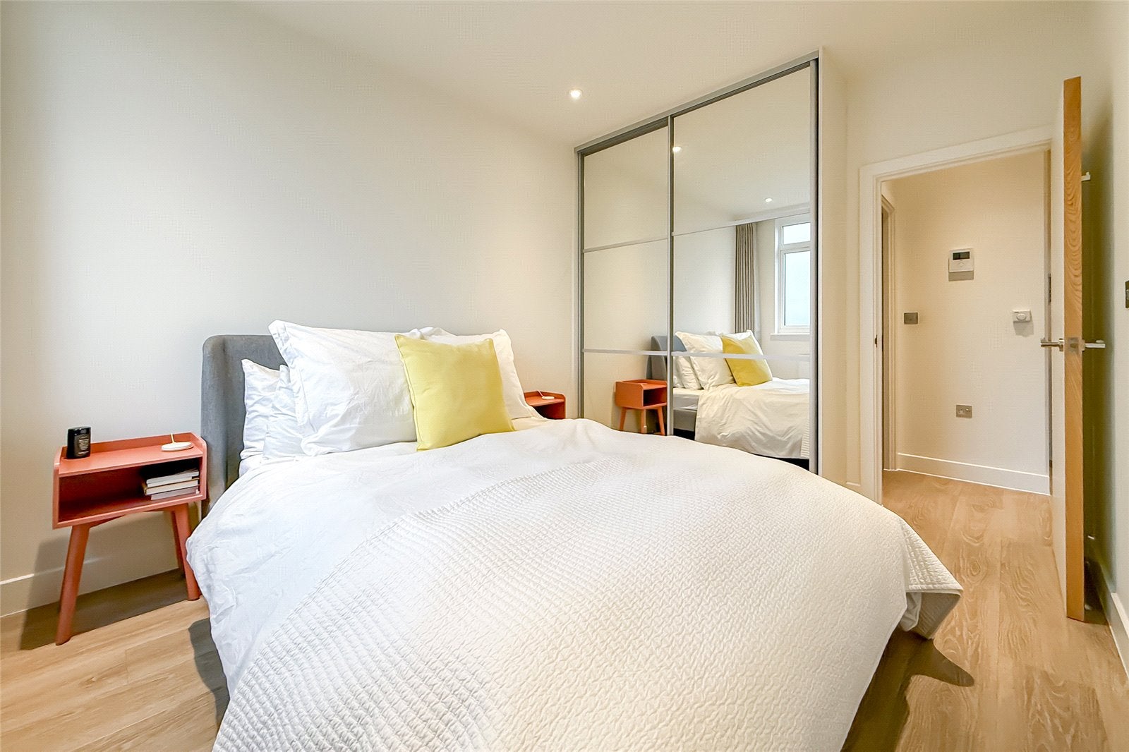 Flat Ridgmont Road in St Albans