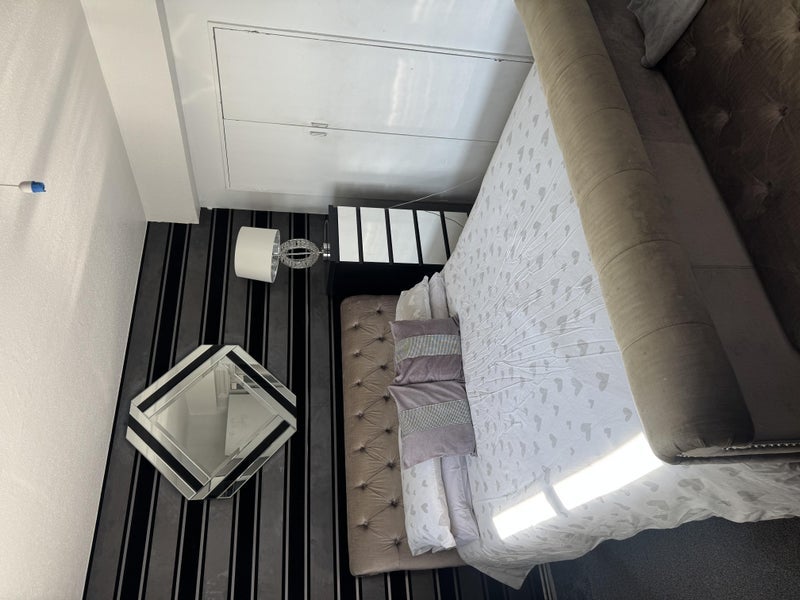 Room Tudor Road in Greater London