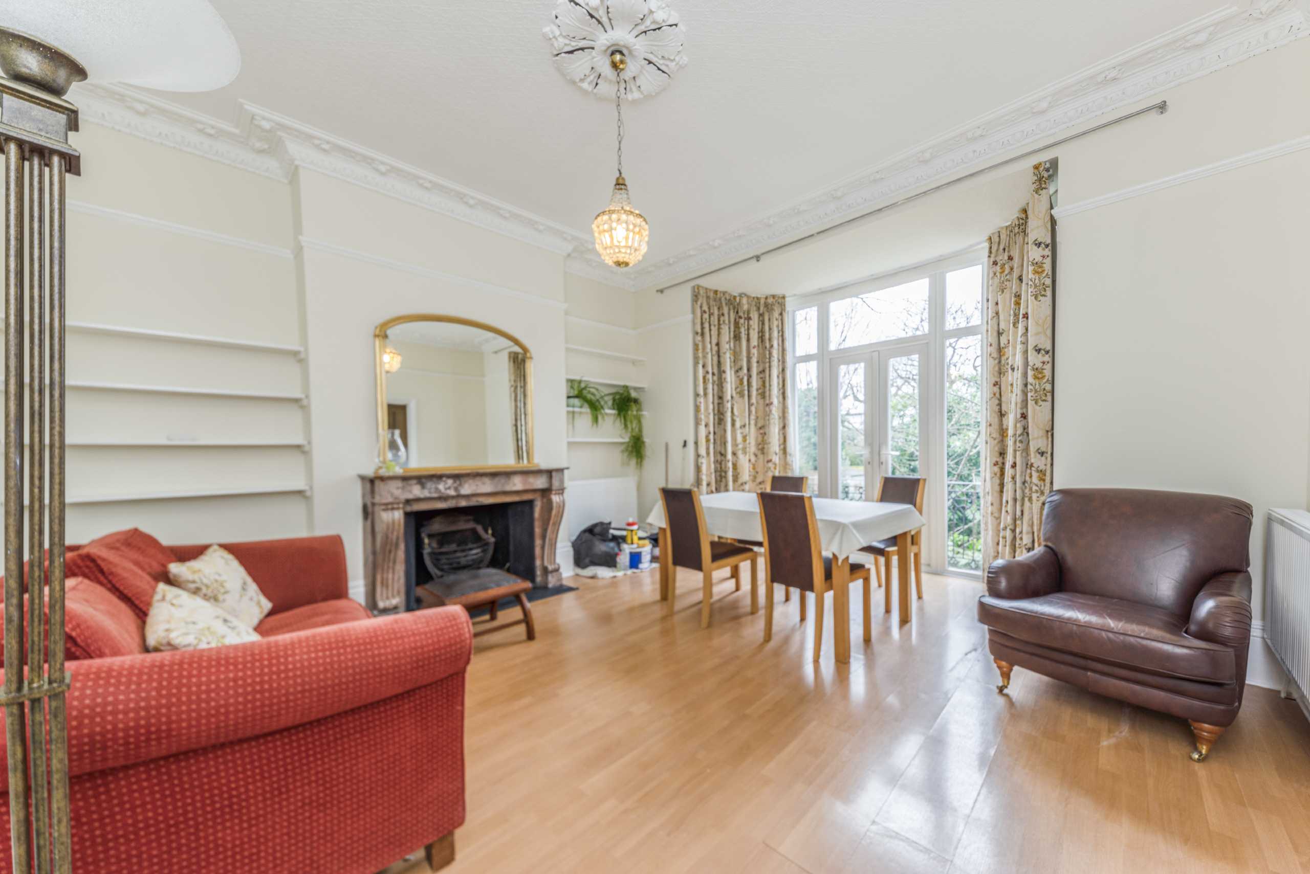 Flat Thornton Hill in Greater London