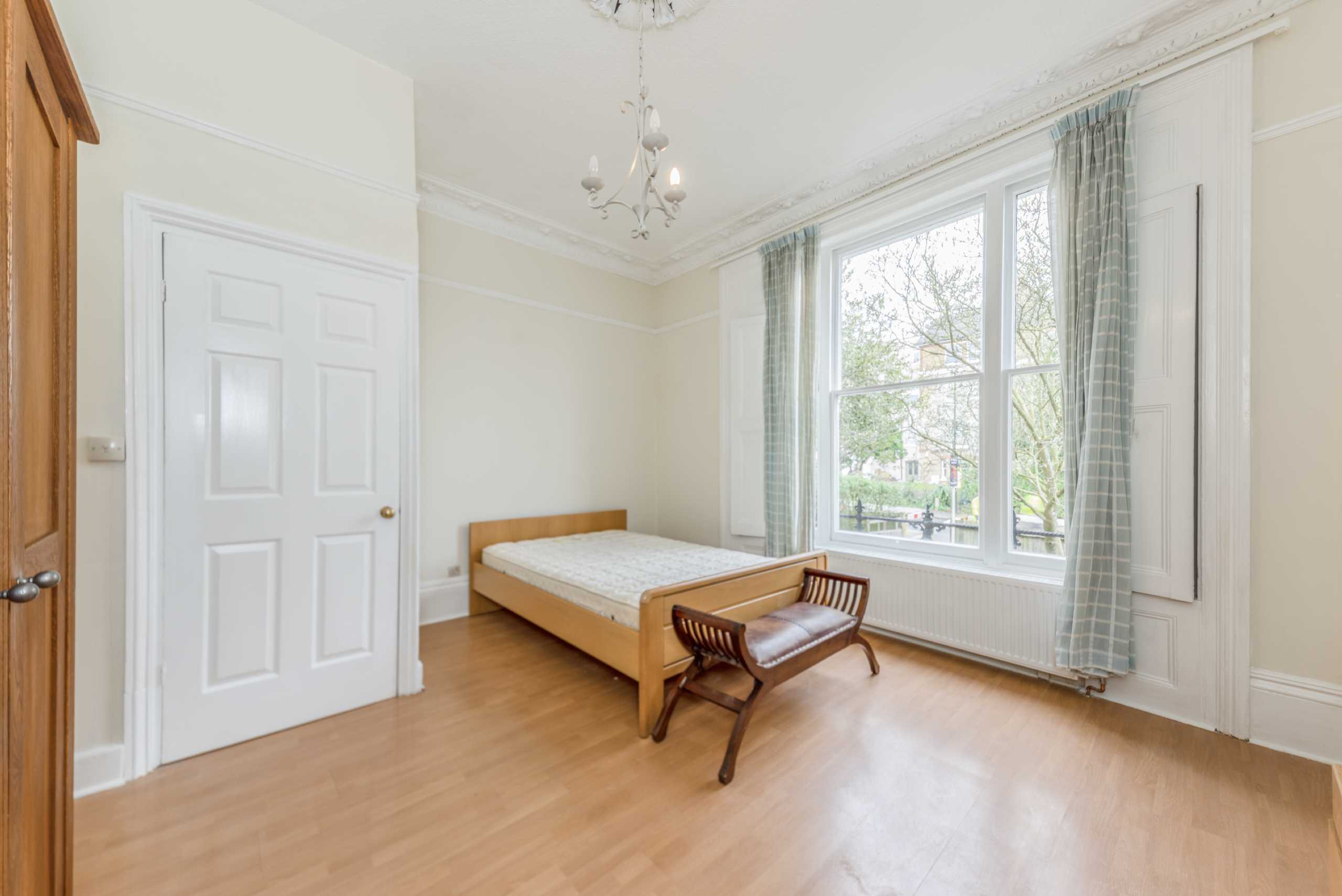 Flat Thornton Hill in Greater London