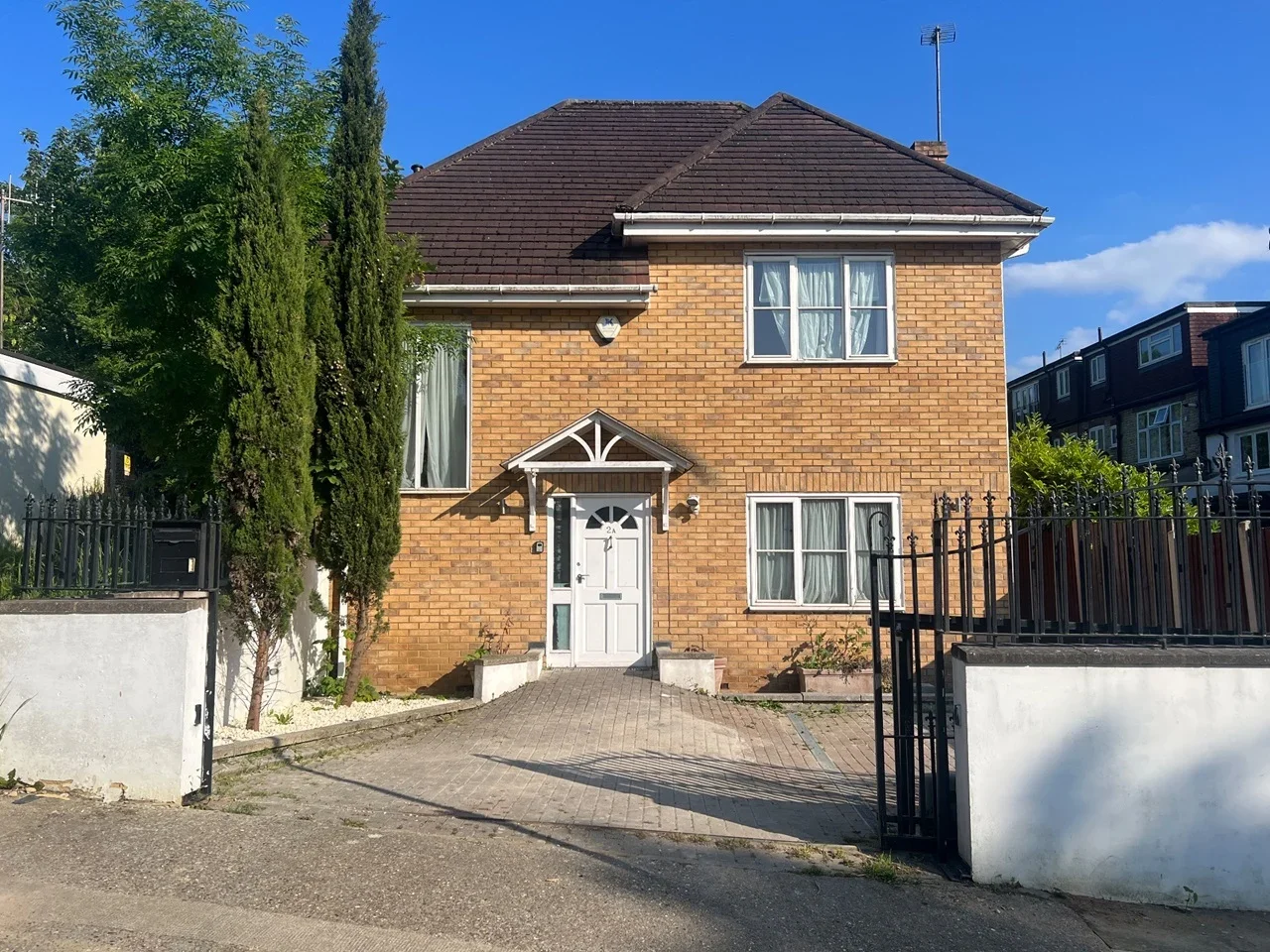 House Eton Avenue in Greater London