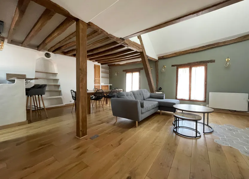 Flat Rue de la Bretonnerie in Pontoise
