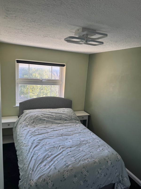 Room Jones Close in Yatton