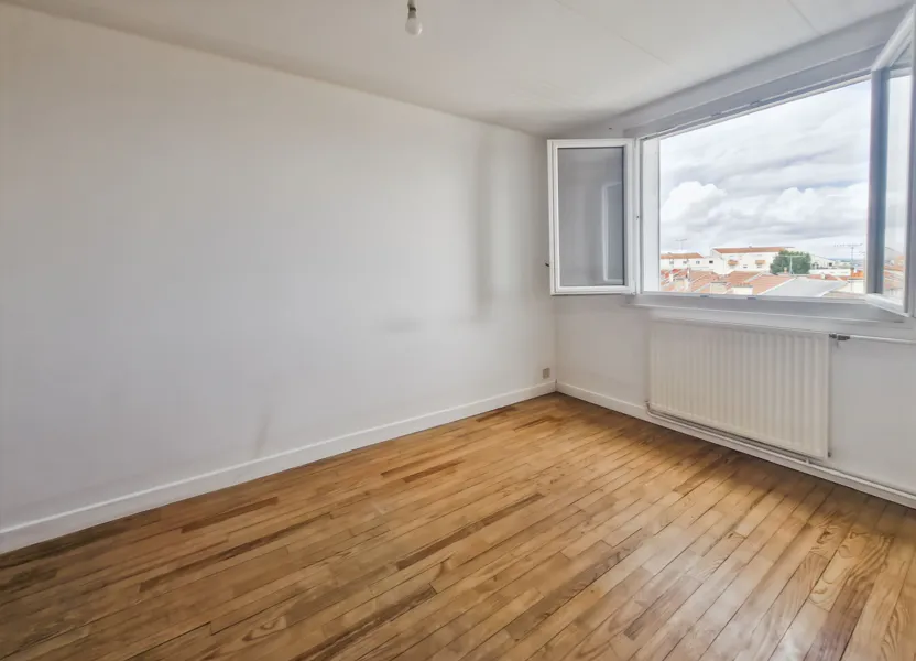 Flat Rue Émile Senart in Reims