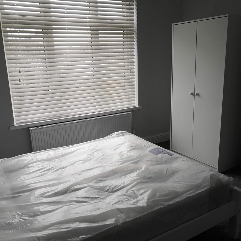 Room Filton Avenue in Bristol