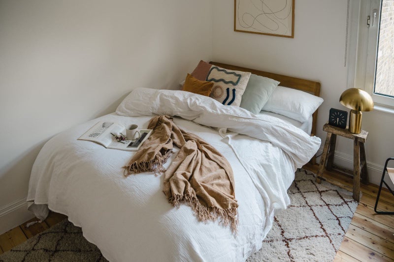 Room Clonmell Road in Greater London