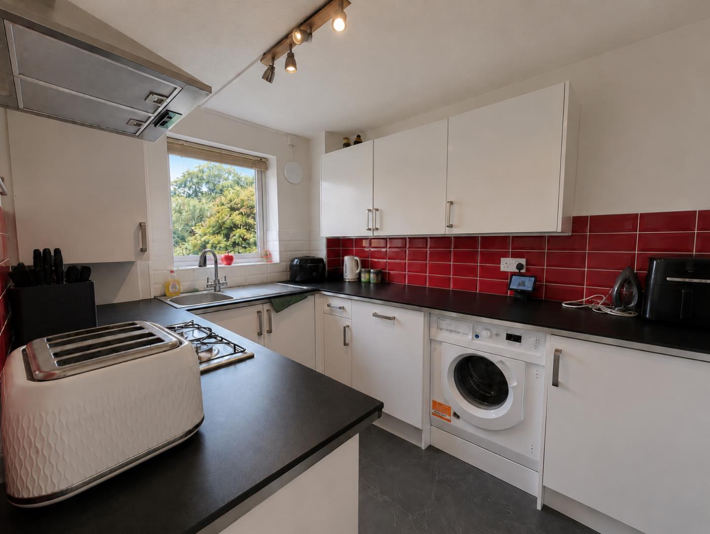 House Starina Gardens in Waterlooville