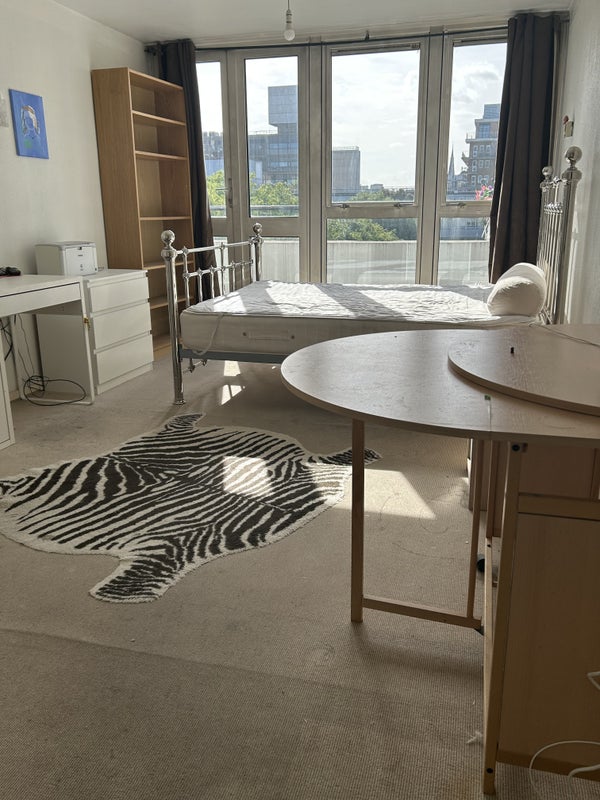 Room Clipstone Street in City of Westminster