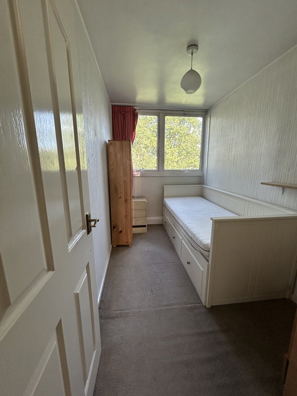 Room Clipstone Street in City of Westminster
