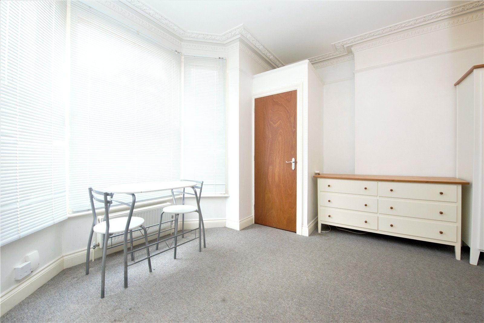 Flat Albion Place in Maidstone