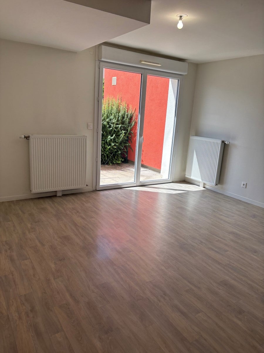 Flat Rue de Mirande in Saint-Apollinaire