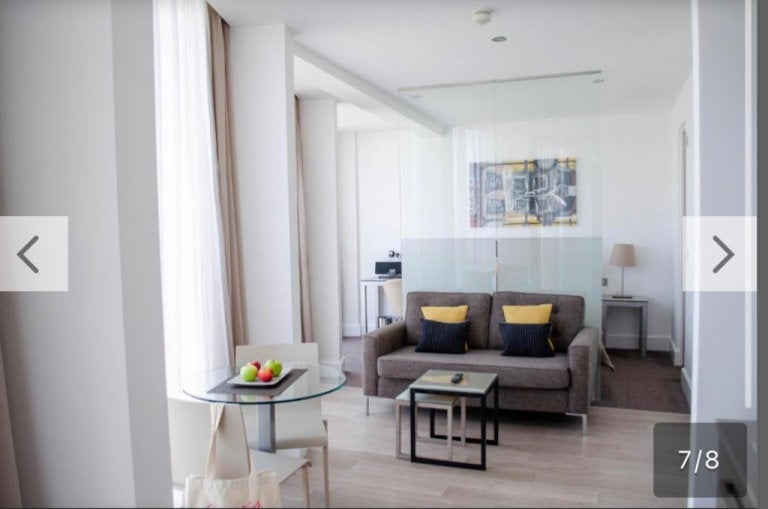 Flat Rosebery Avenue in Greater London