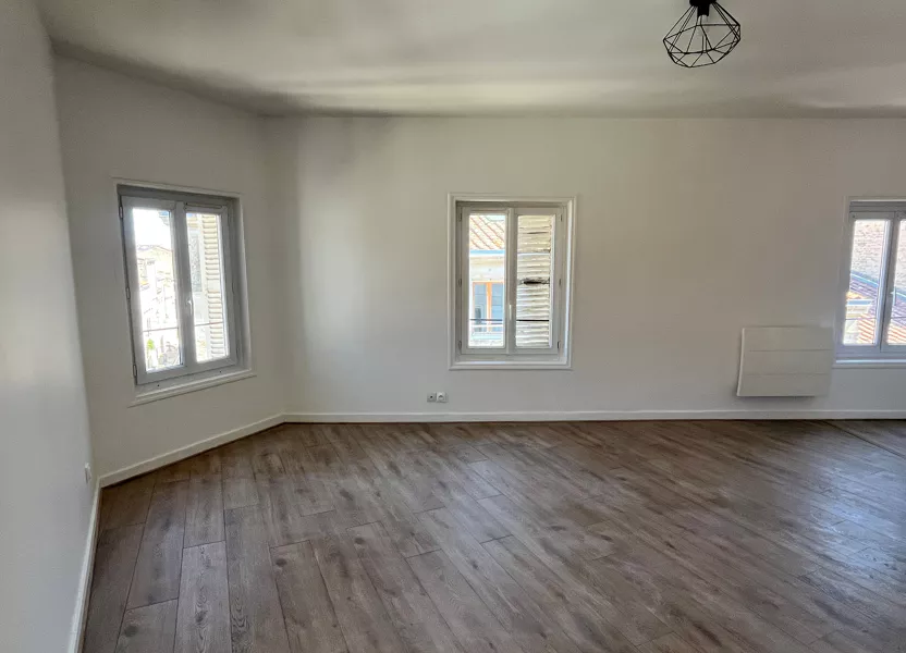 Appartement Rue Pierre Antoine Baugier à Niort