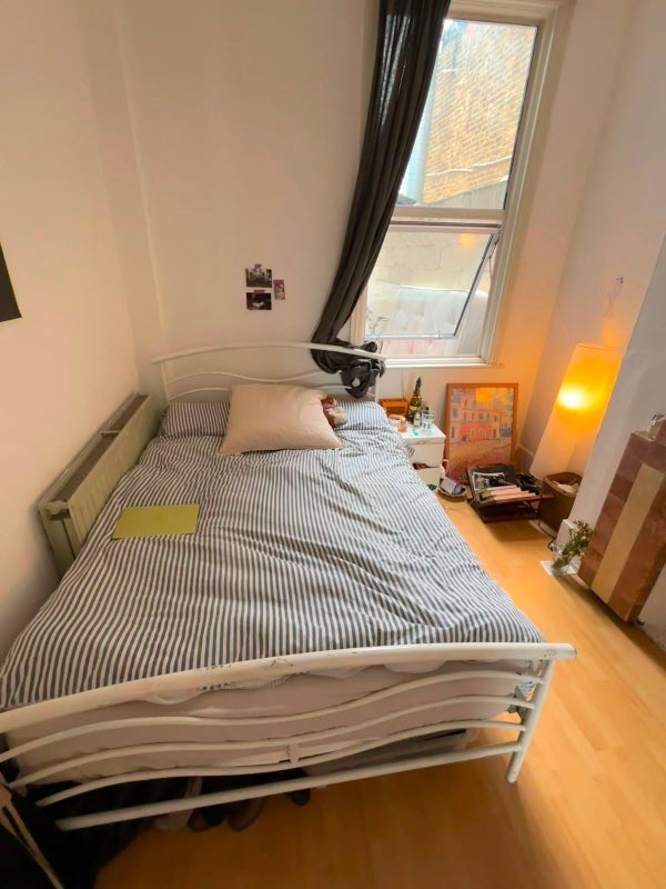 Room Homerton High Street in Greater London