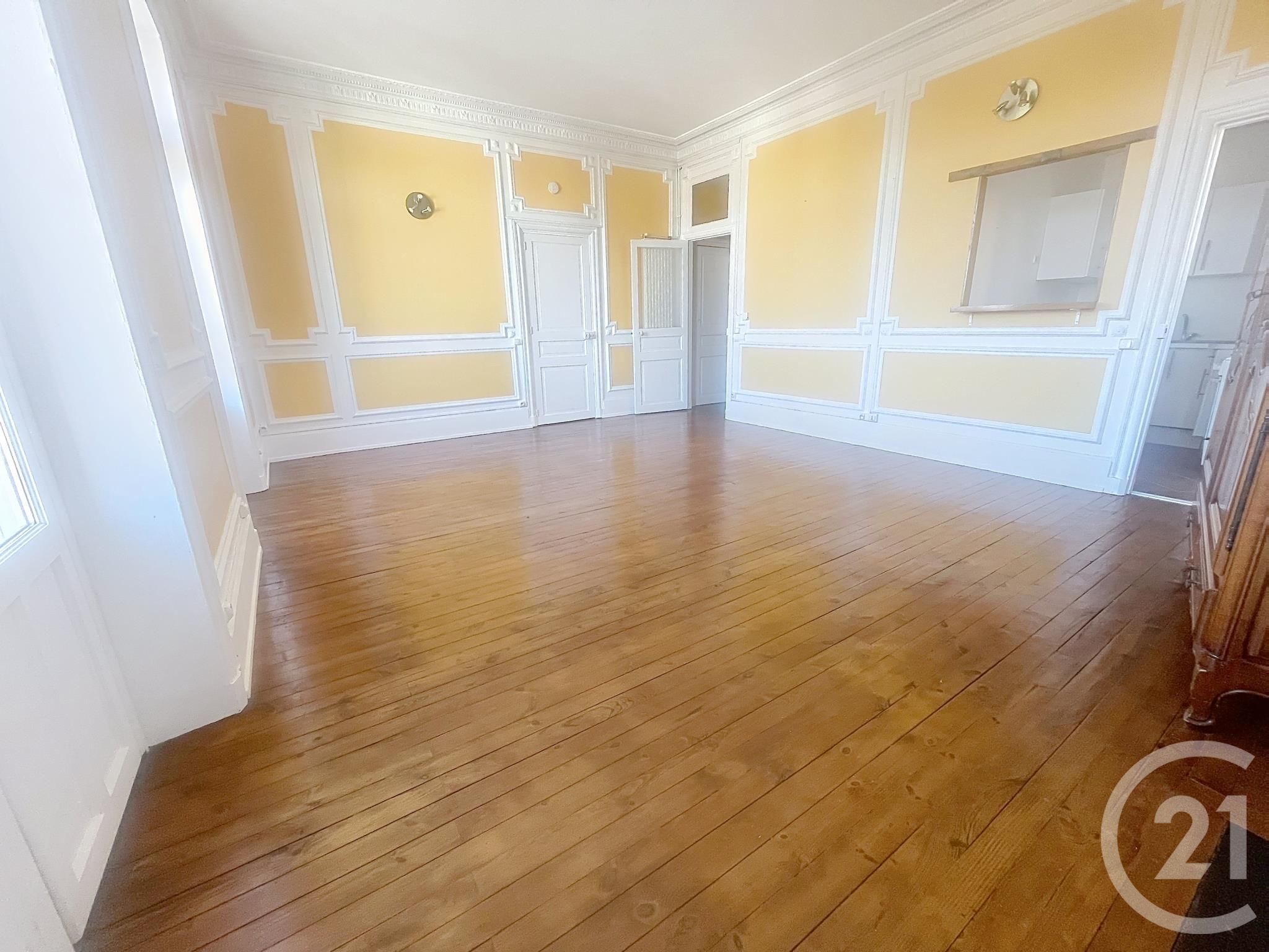 Appartement Avenue de Broqueville à Châtel-Guyon