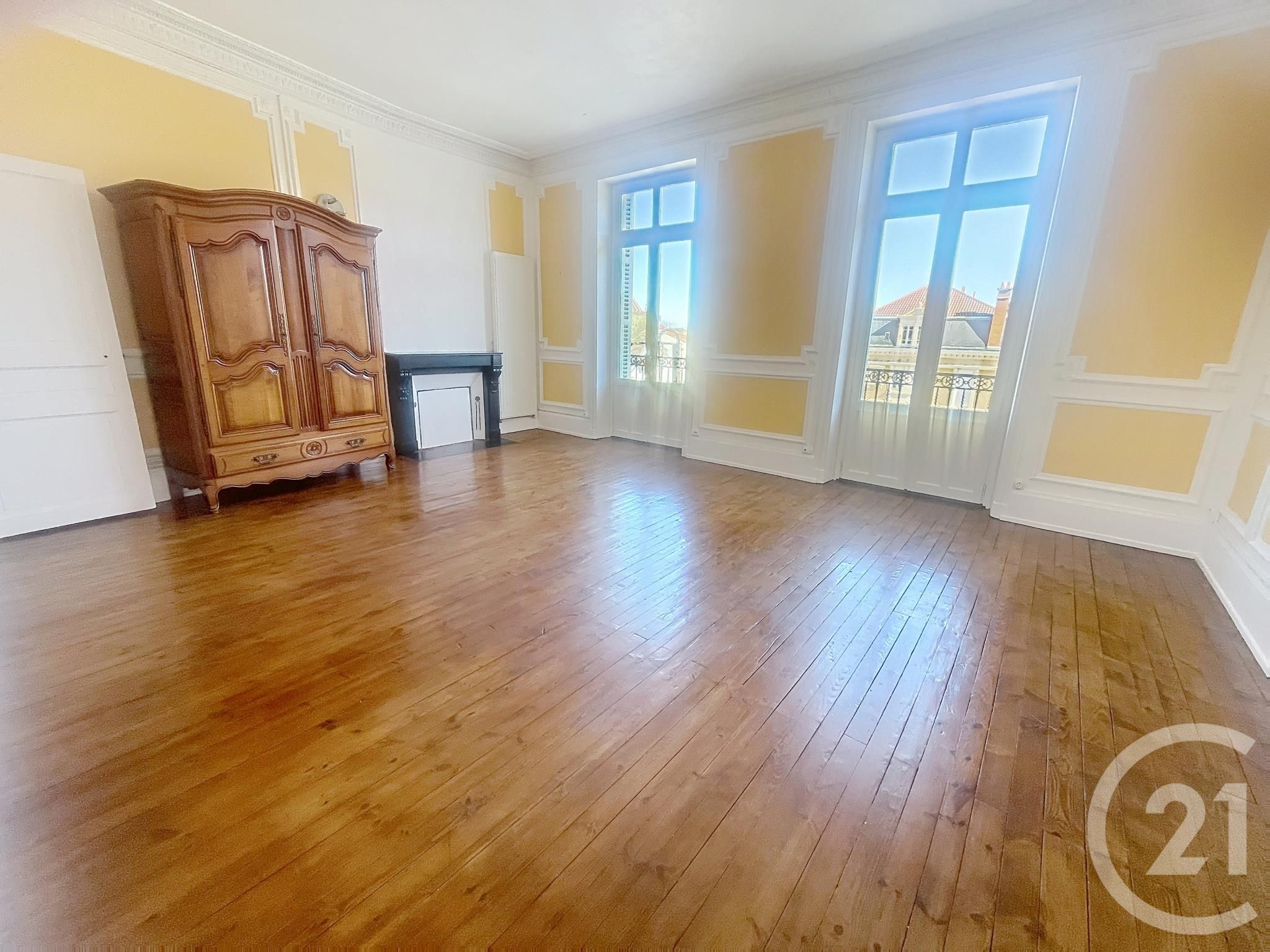 Appartement Avenue de Broqueville à Châtel-Guyon