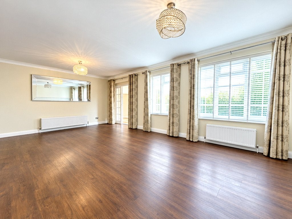 House Cooper Road in Surrey Heath