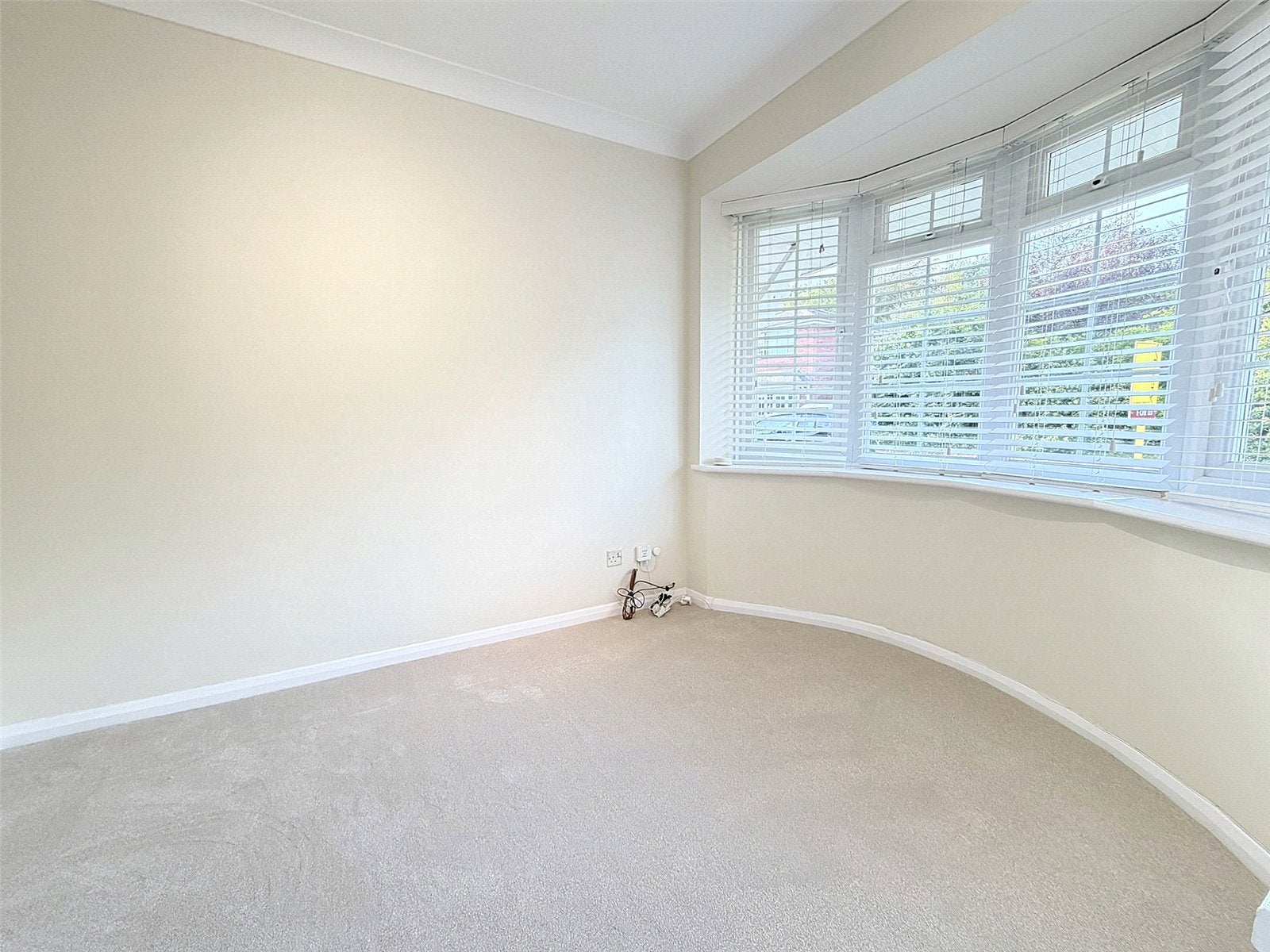 House Cooper Road in Surrey Heath