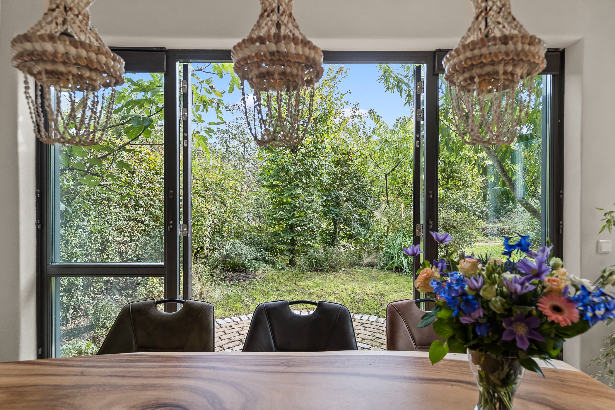 Twee-onder-één-kap te koop: Ebbenhout 12, Houten