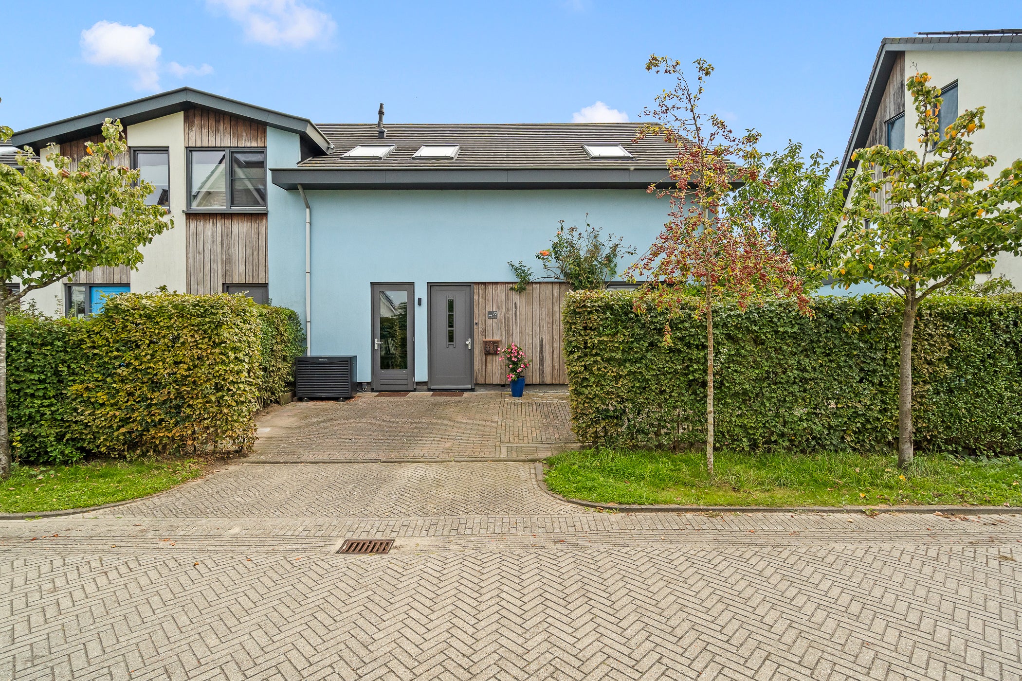 Huis Ebbenhout 12 in Houten