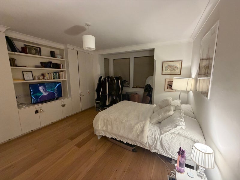 Room Beeches Road in Greater London