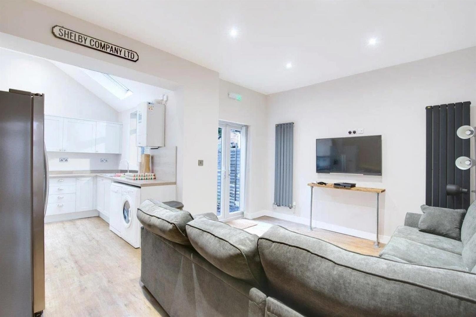 Room Eldon Road in Birmingham